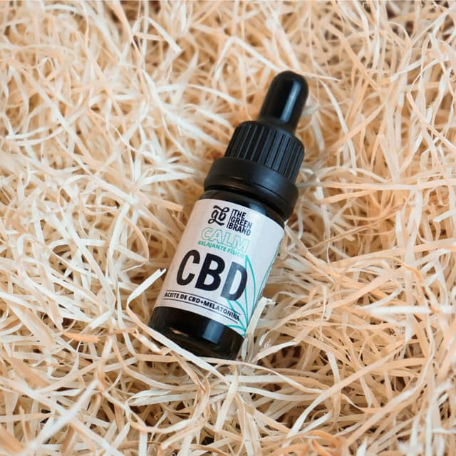 Cum îți construiești un kit natural de prim ajutor