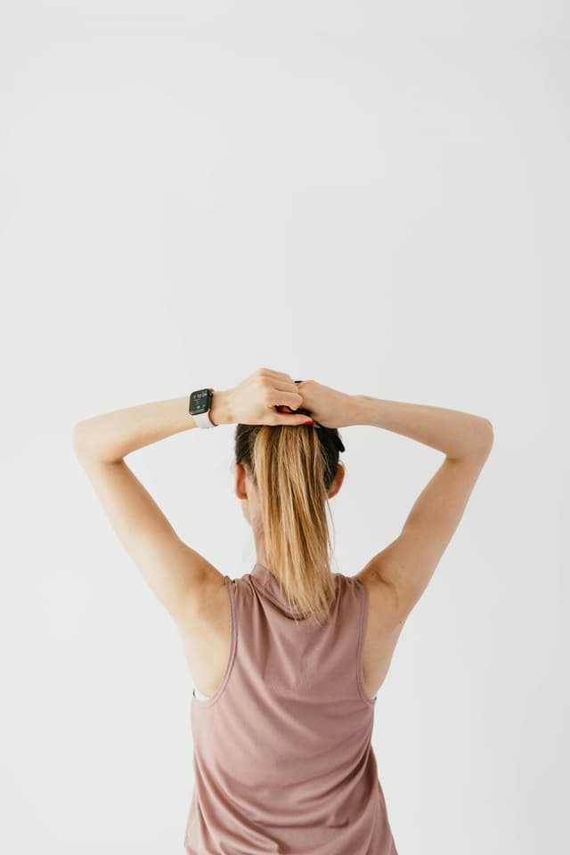 Top 5 exerciții pentru un spate sănătos dacă stai mult la birou