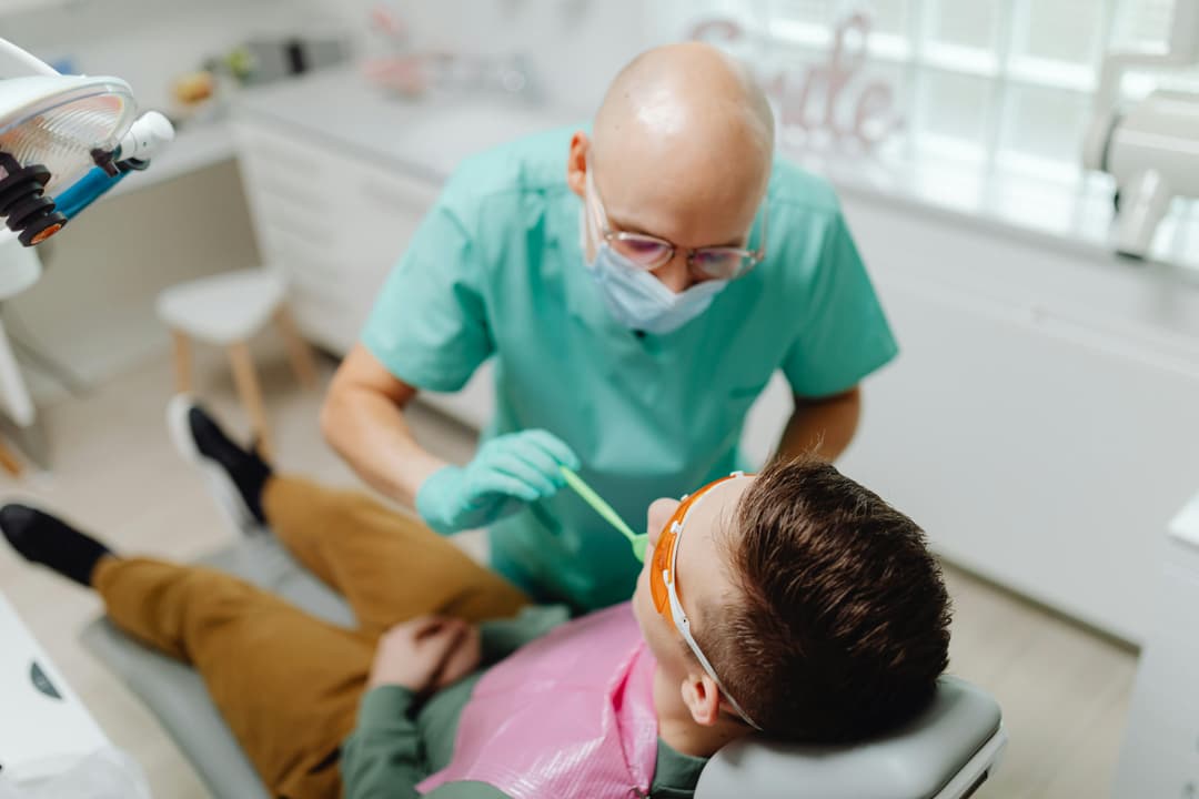 Cum îți menții sănătatea dentară pe termen lung