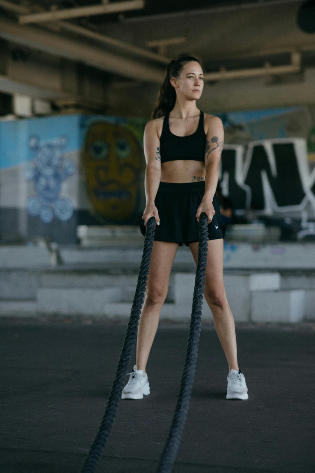 HIIT acasă: antrenamente rapide de 10 minute cu intensitate maximă
