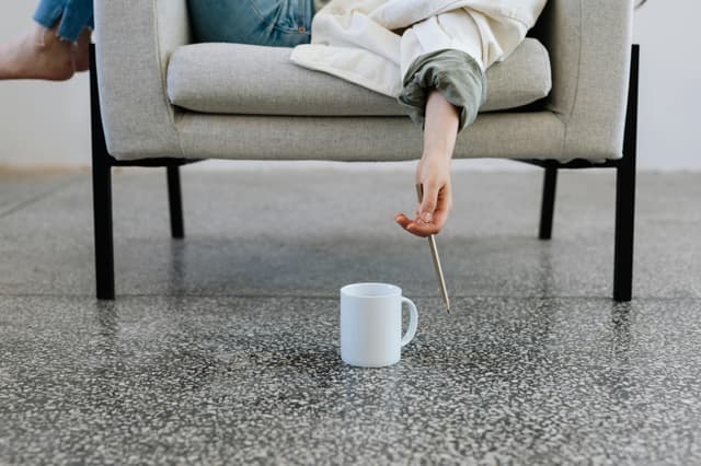 Cum să te deconectezi mental după o zi grea de lucru